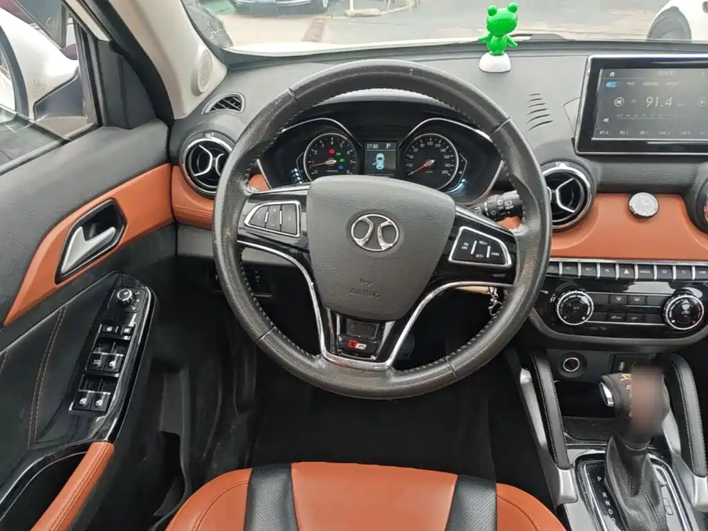 BAIC Senova X35 2018 2016 1.5L Automatic Luxury Edition
