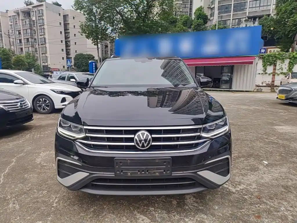 Фото 3 - Volkswagen Tiguan L