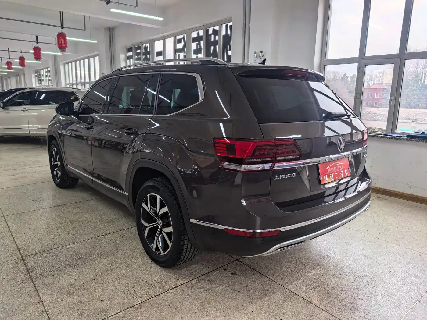 Volkswagen Teramont 2019 380TSI 4WD Luxury Edition China VI фото 4