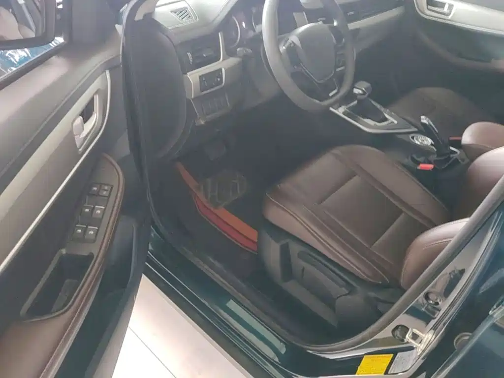 Dongfeng Fengxing Fengxing T5 2023 2021 1.5T Automatic Comfort Trim