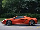 Photo 9 - McLaren 12C