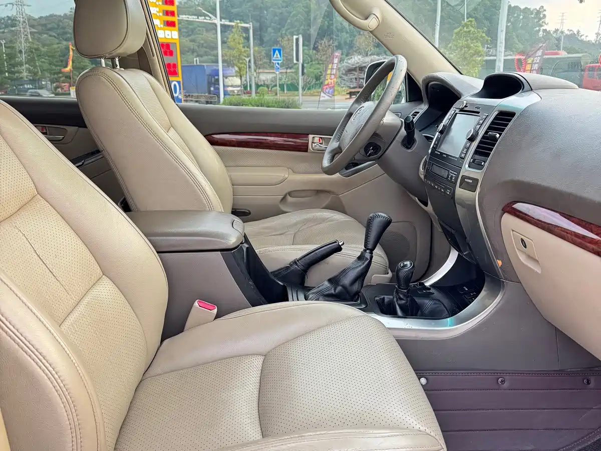 Toyota Prado (Import) 2005 2004 VX 4.0