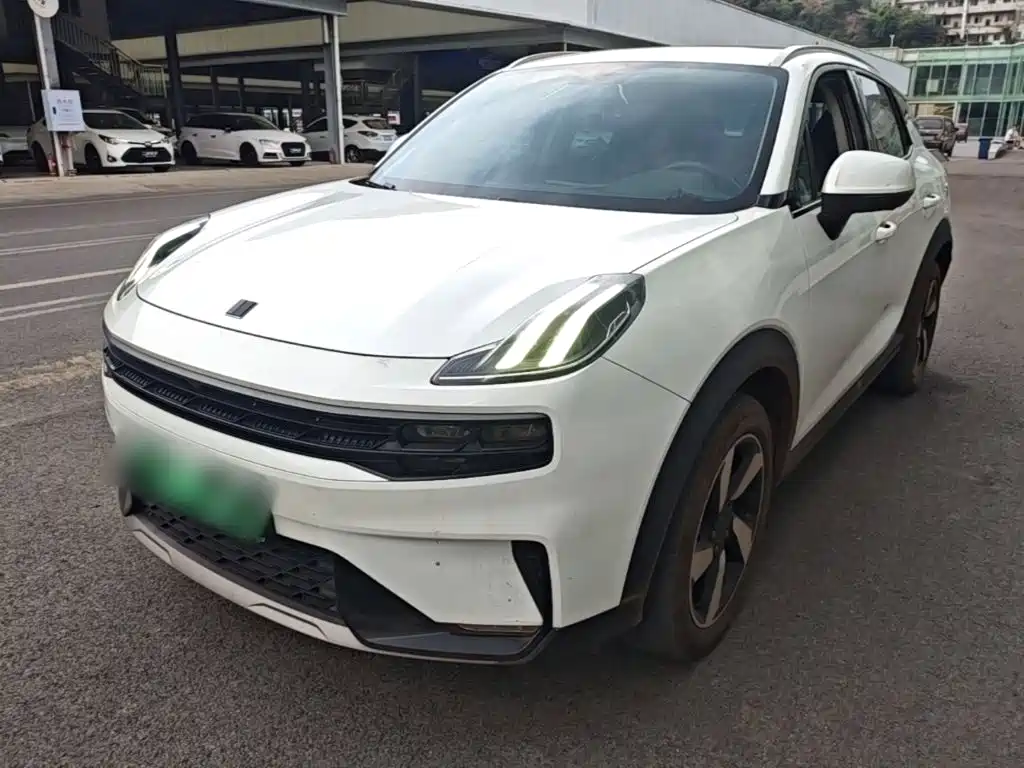 Lynk & Co 06 EM-P 2020