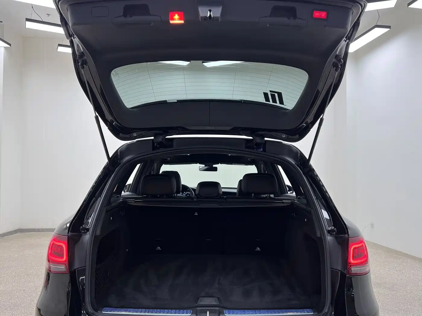 Mercedes-Benz GLC 2022 Model GLC 260 L 4MATIC Dynamic Edition фото 30