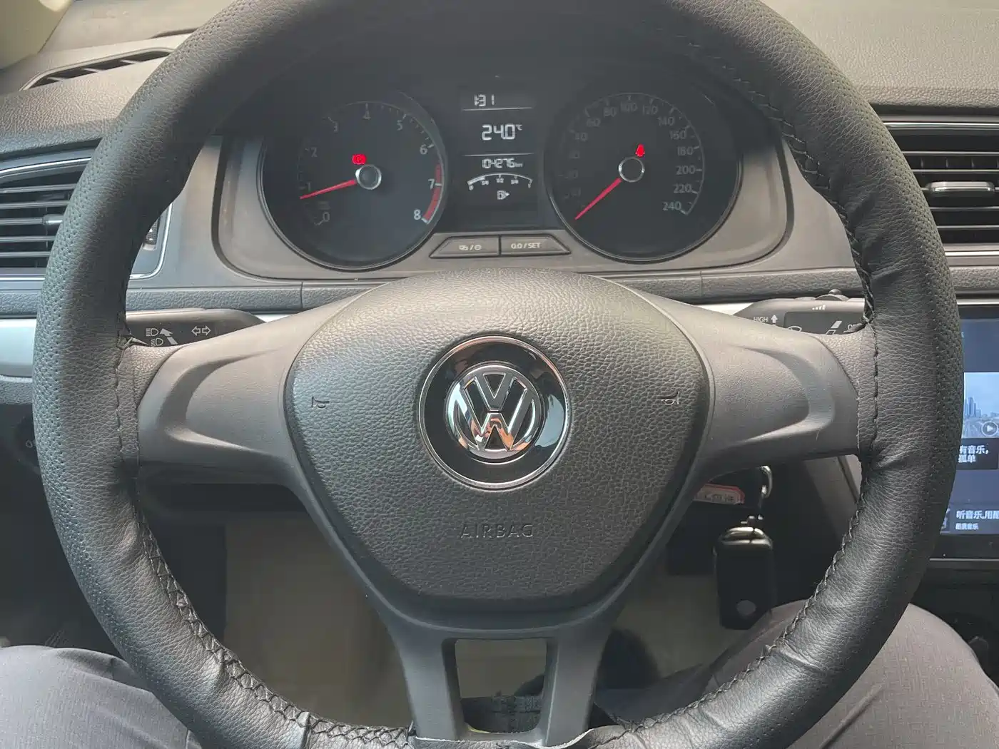Volkswagen Lavida 2017 1.6L Manual Trend Edition фото 9