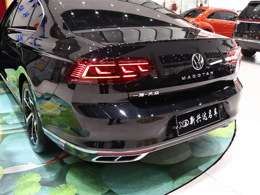 Volkswagen Magotan 2023 Model 2 Million Commemorative Edition 330TSI DSG Luxury фото 25