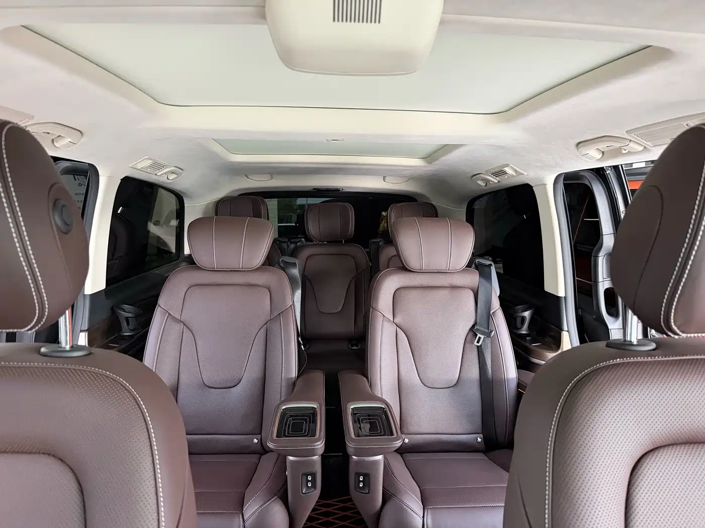 Mercedes-Benz V-Class 2024 2022 V 260 L Long Wheelbase Luxury Edition