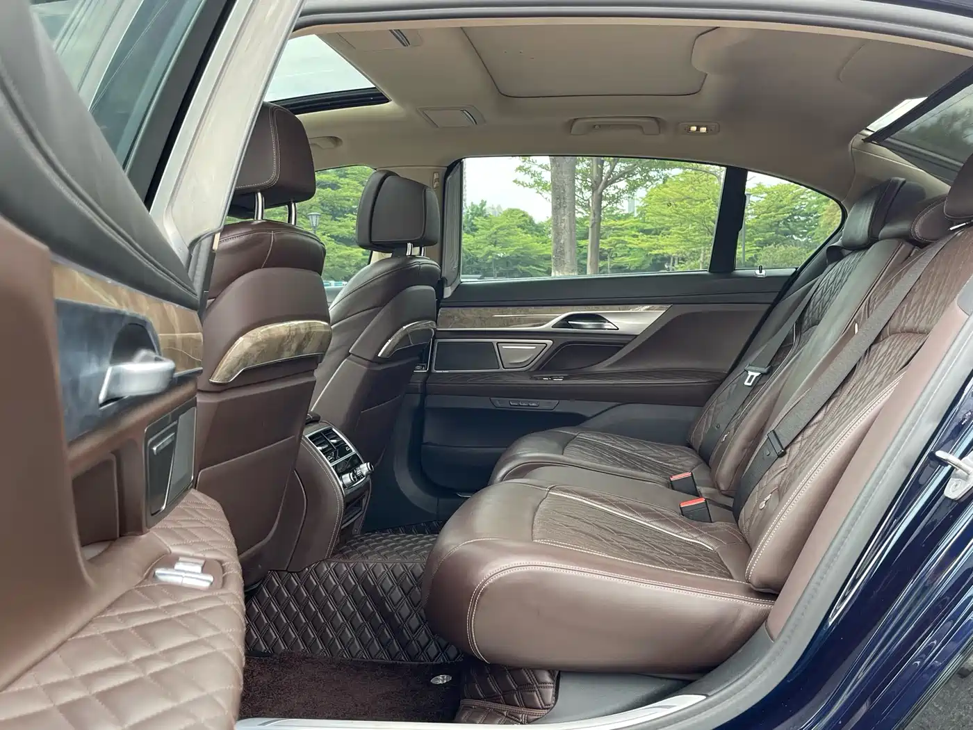 BMW 7 Series 2021 2021 Model 740Li Leading Luxury Package
