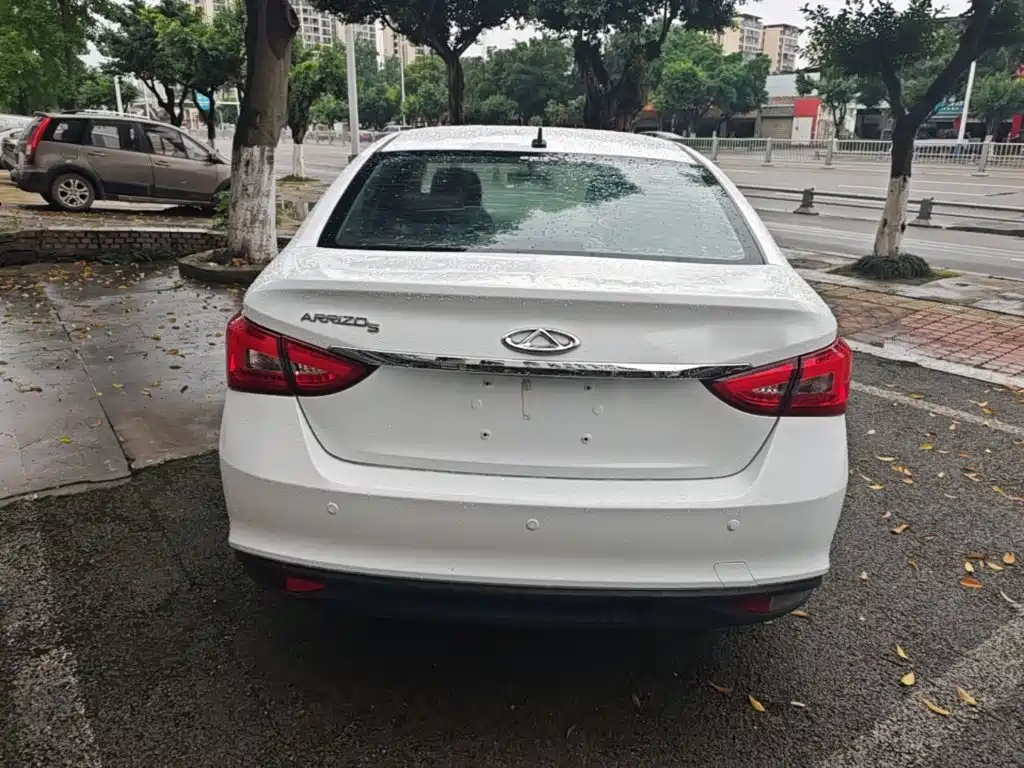 Photo 4 - Chery Arrizo 5
