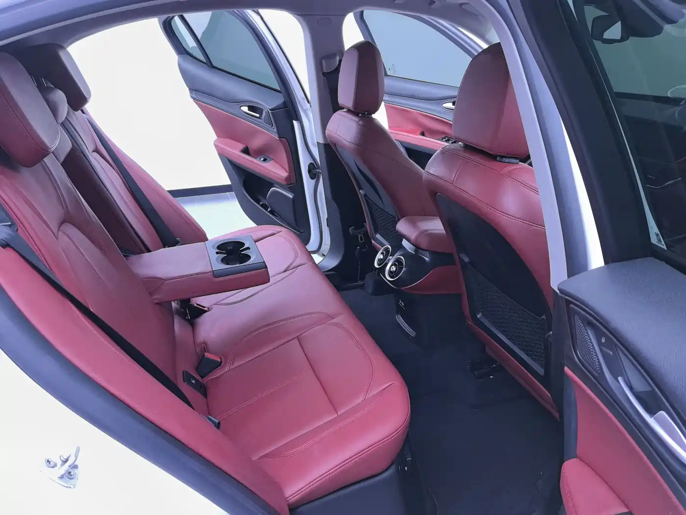 Alfa Romeo Stelvio 2019 2017 2.0T 200HP Elite