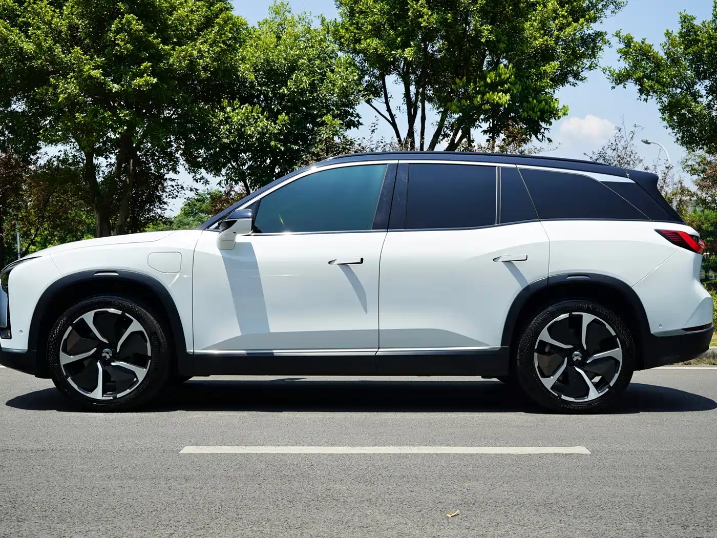 NIO ES8 2021 2020 580KM Signature Edition 7-Seater