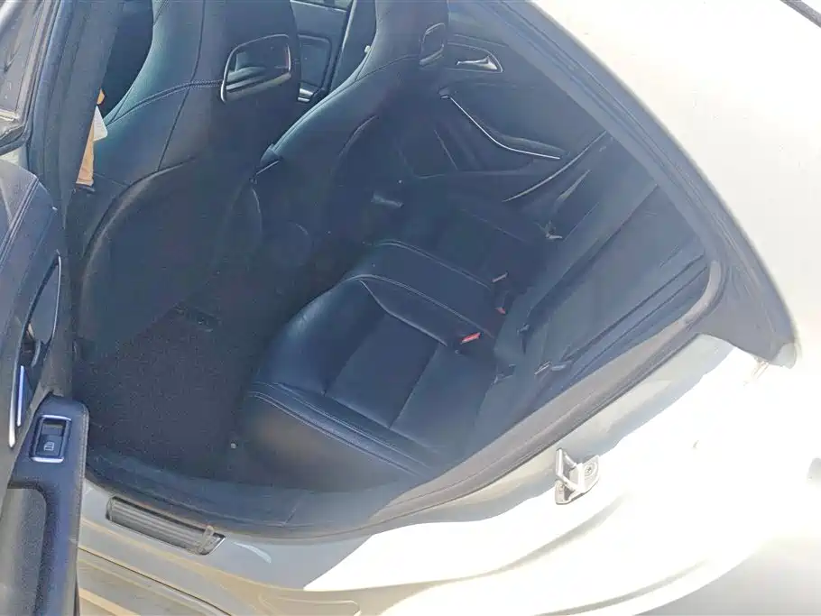 Mercedes-Benz CLA (Import) 2016 CLA 260 4MATIC фото 11