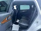 Photo 19 - Lincoln MKX