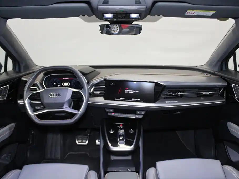 Audi Q4 e-tron 2025 2024 40 e-tron Pioneer Edition
