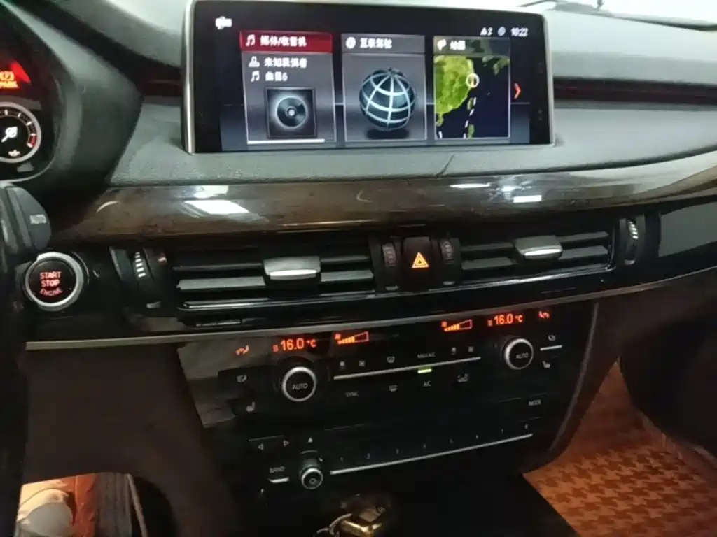 Photo 13 - BMW X5 (Import)