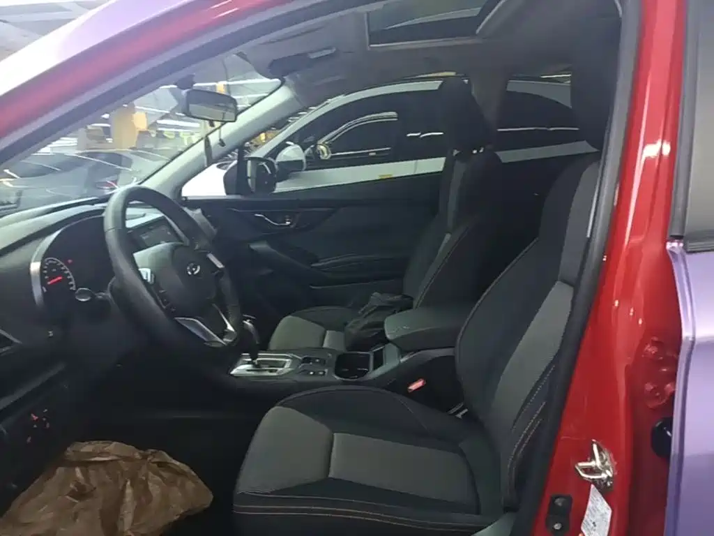 Photo 15 - Subaru XV