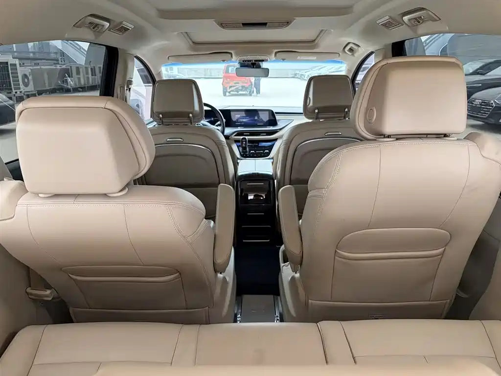 Buick GL8 2023 ES Landmaster Exclusive фото 16