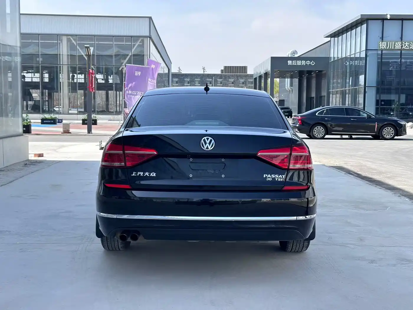Volkswagen Passat 2015 1.8TSI Automatic Prestige Edition фото 8