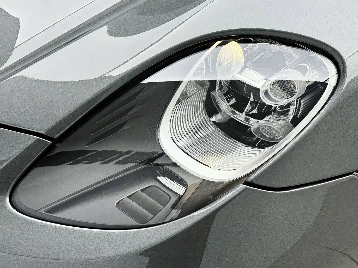 Porsche 918 Spyder 2015 2014 4.6L