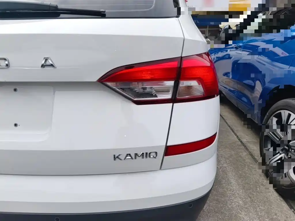 SKODA KOMICK