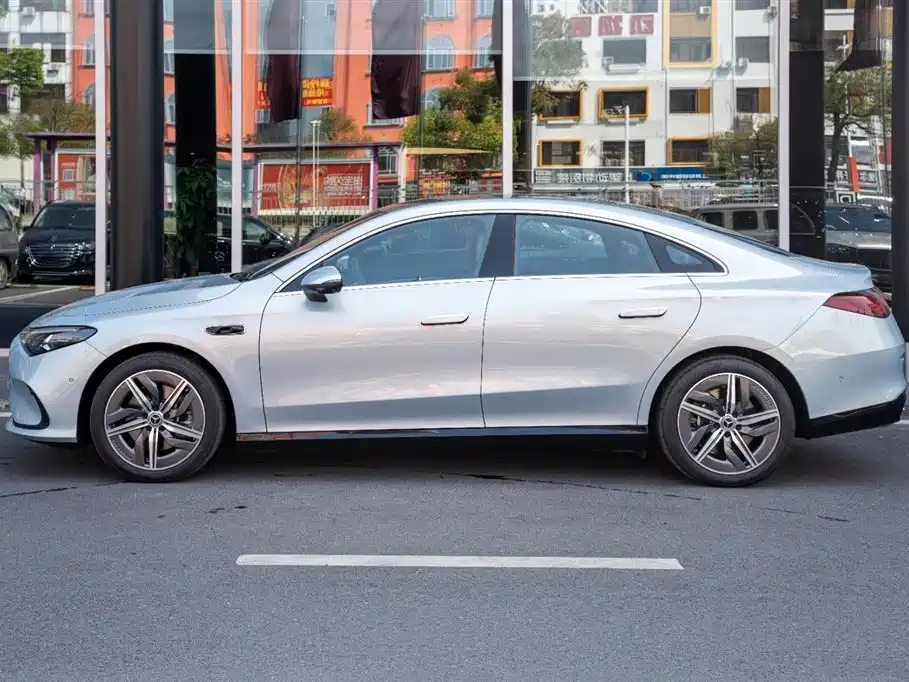 Mercedes-Benz CLA New Energy 2025 300L Dynamic Version фото 4