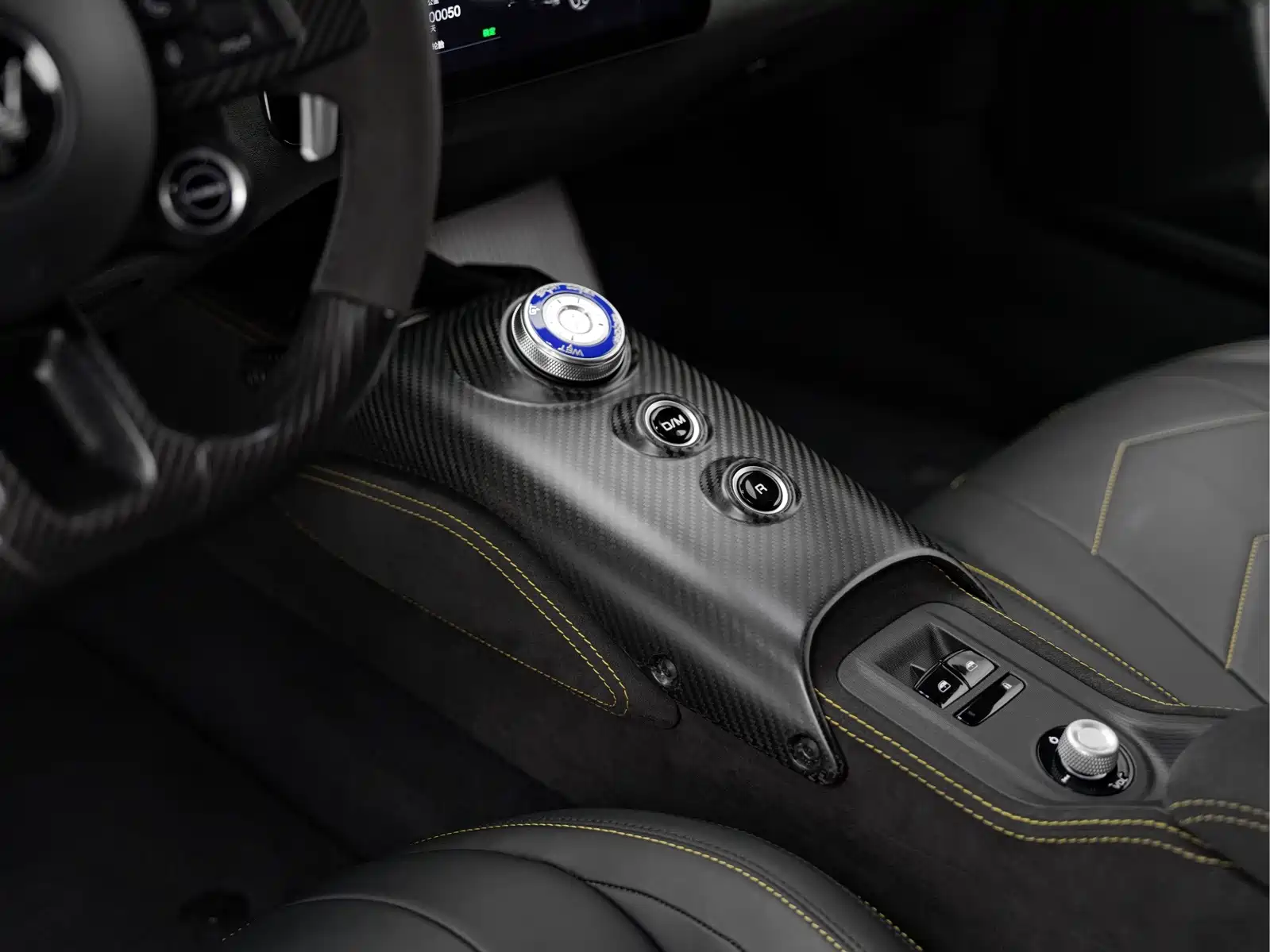 Photo 17 - Maserati MC20