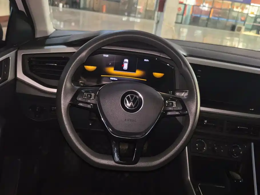 Volkswagen Polo 2024 2023 Facelift Plus 1.5L Auto Joyful Living Edition