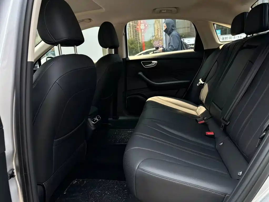 Roewe D7 2026 2025 DMH 125km World Champion Edition