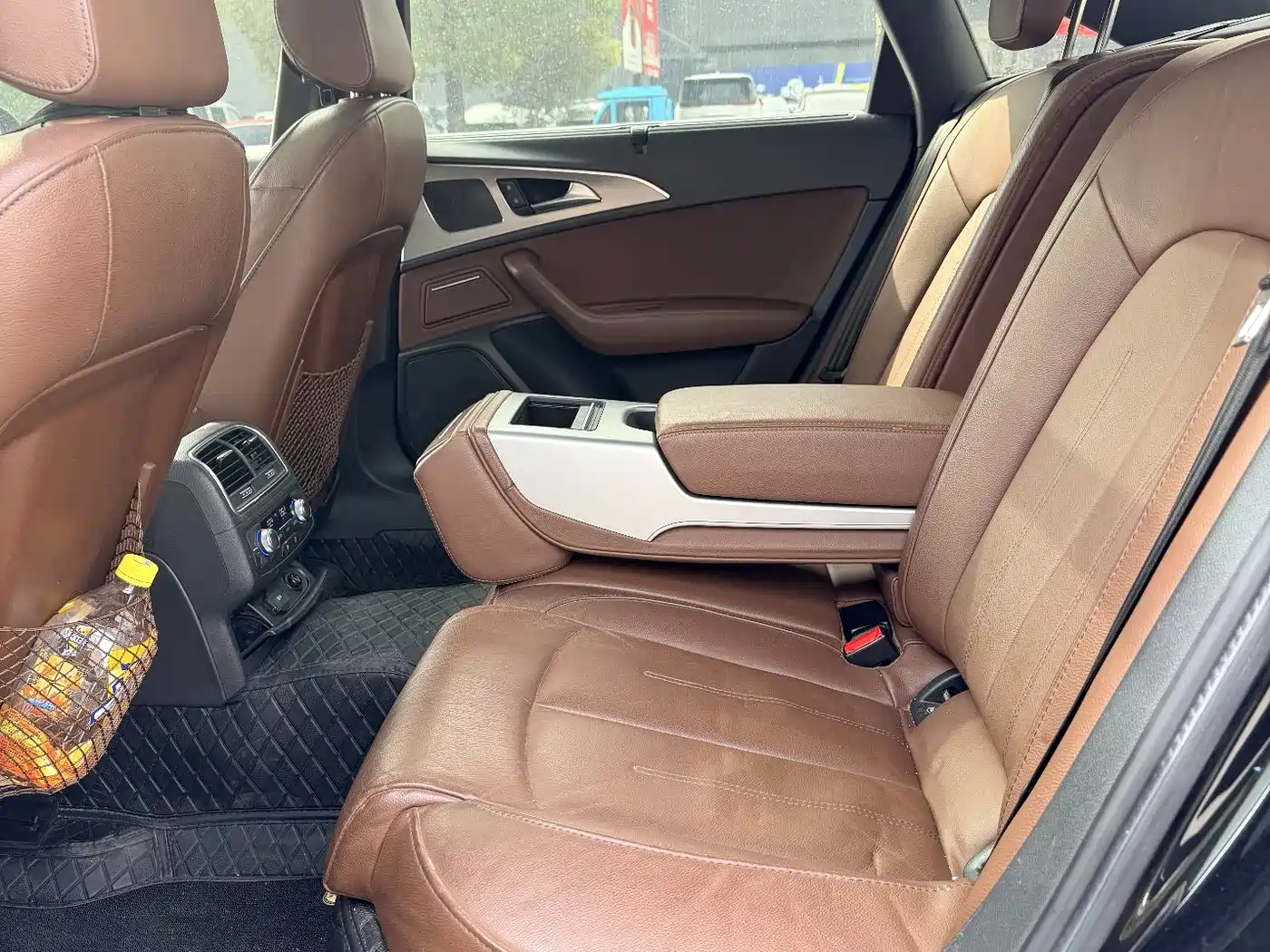 Audi A6L 2018 30th Anniversary 45 TFSI quattro Sport фото 4
