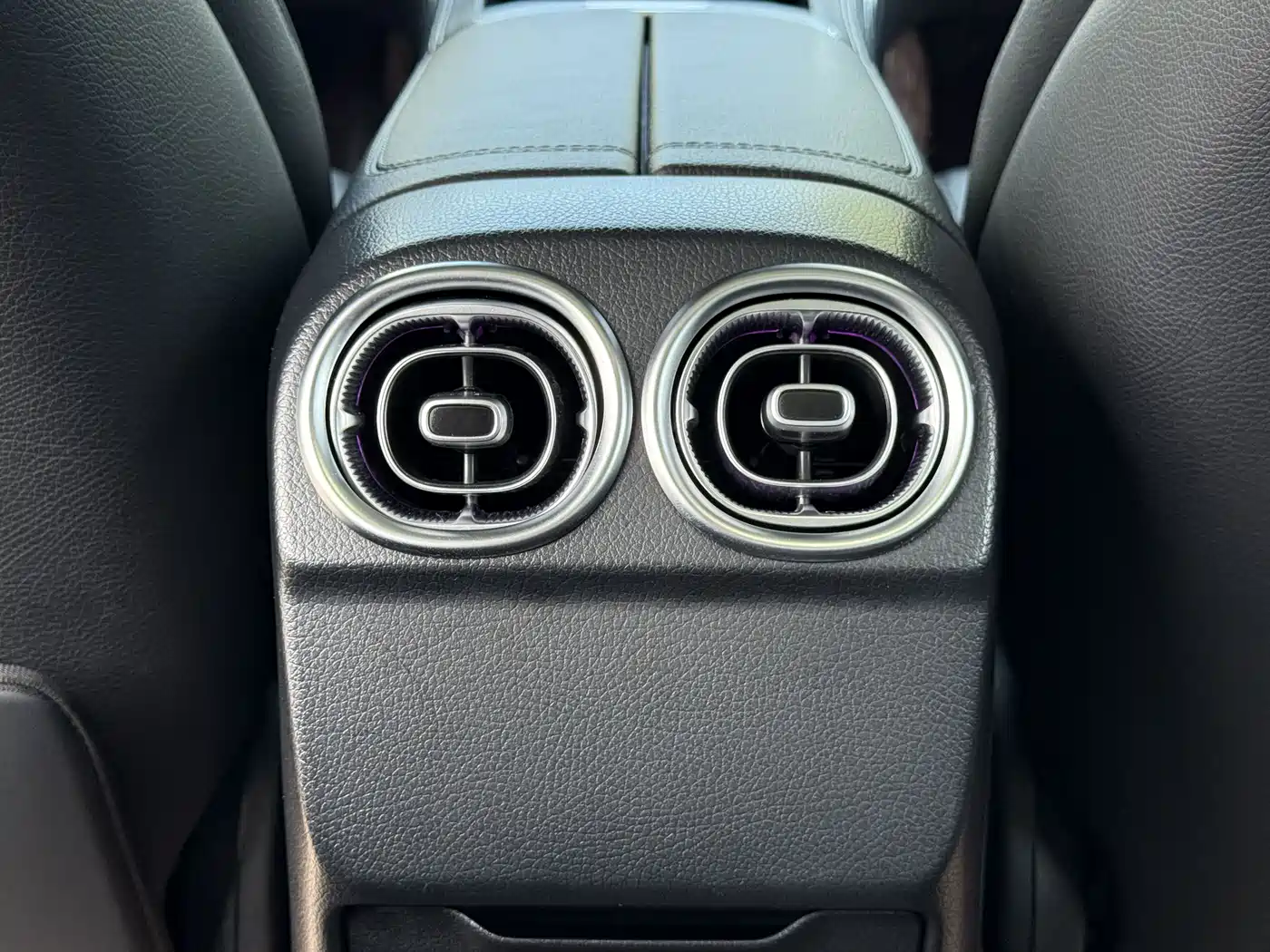 Mercedes-Benz C-Class 2023 Facelift C 260 L Sport Edition фото 22