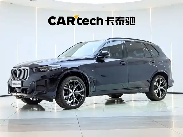 BMW X5 2023 xDrive 30Li Premium M Sport Package — фото 1