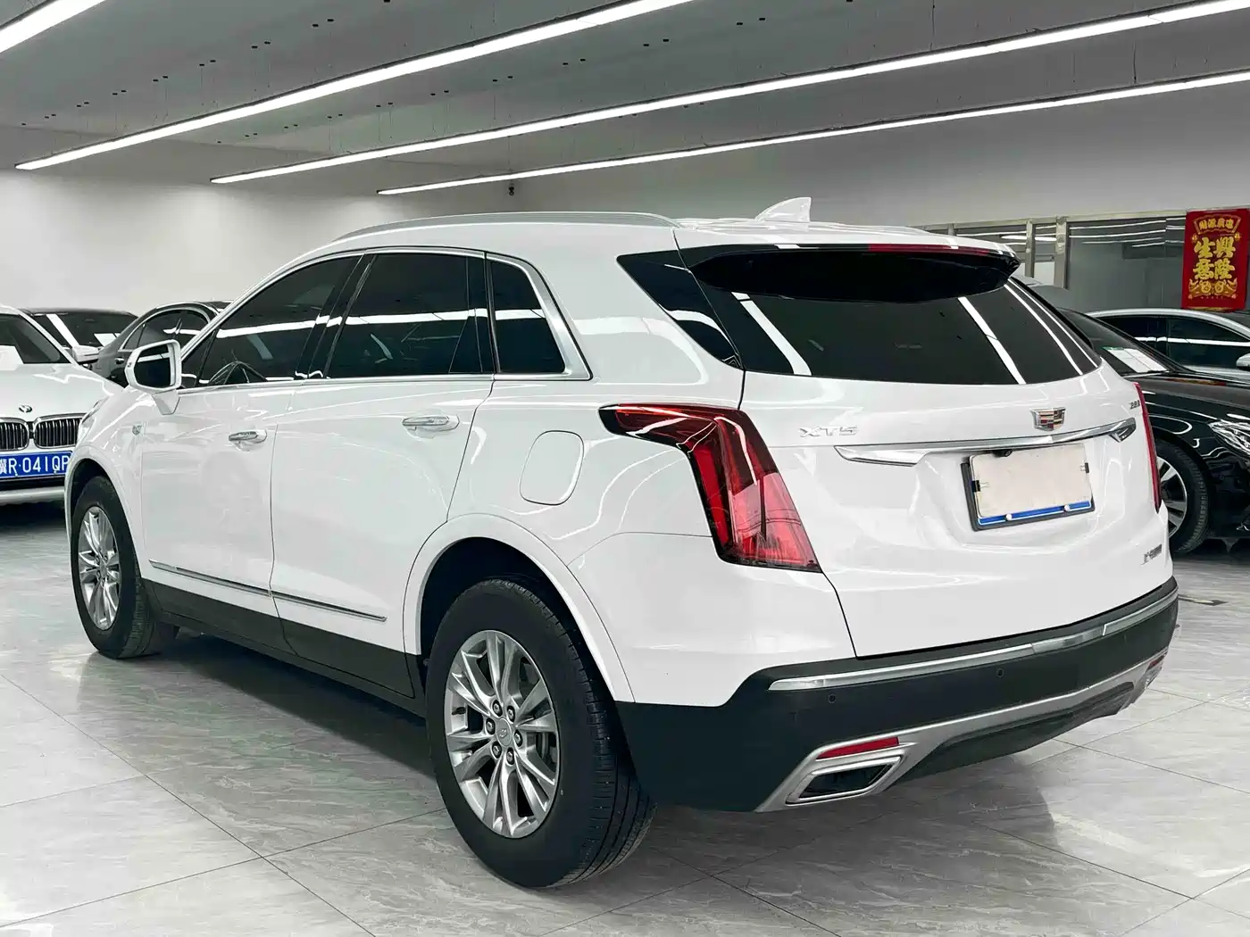 Cadillac XT5 2021 2.0T 2WD Luxury Edition фото 6