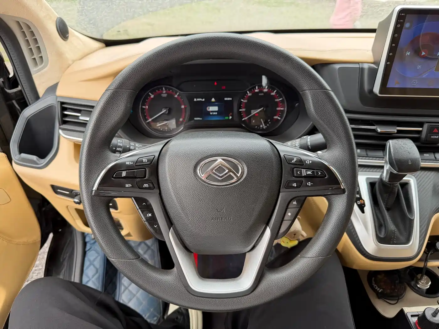 SAIC MAXUS XINTU V90