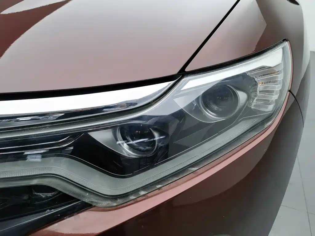 Soueast DX7 2018 2018 Prime 1.5T Manual Smart Connect Star Edition China V