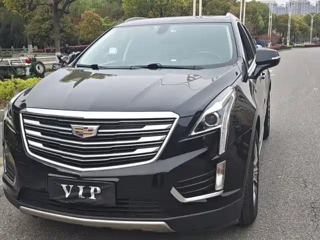 CADILLAC XT5