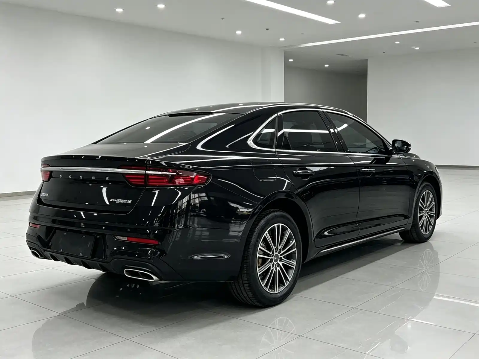 Фото 7 - Geely Preface