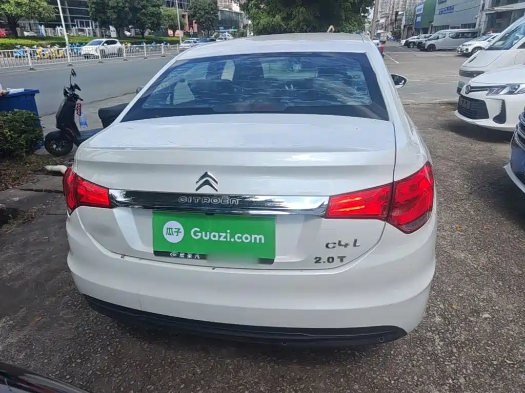 Photo 6 - Citroën C4L