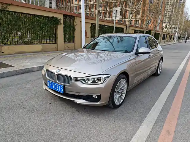 BMW 3 SERIES