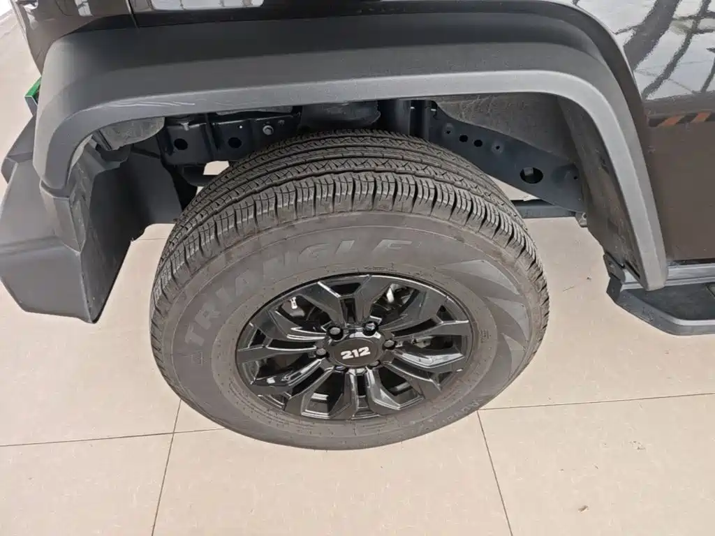 212 T01 2025 2024 2.0T Mechanic