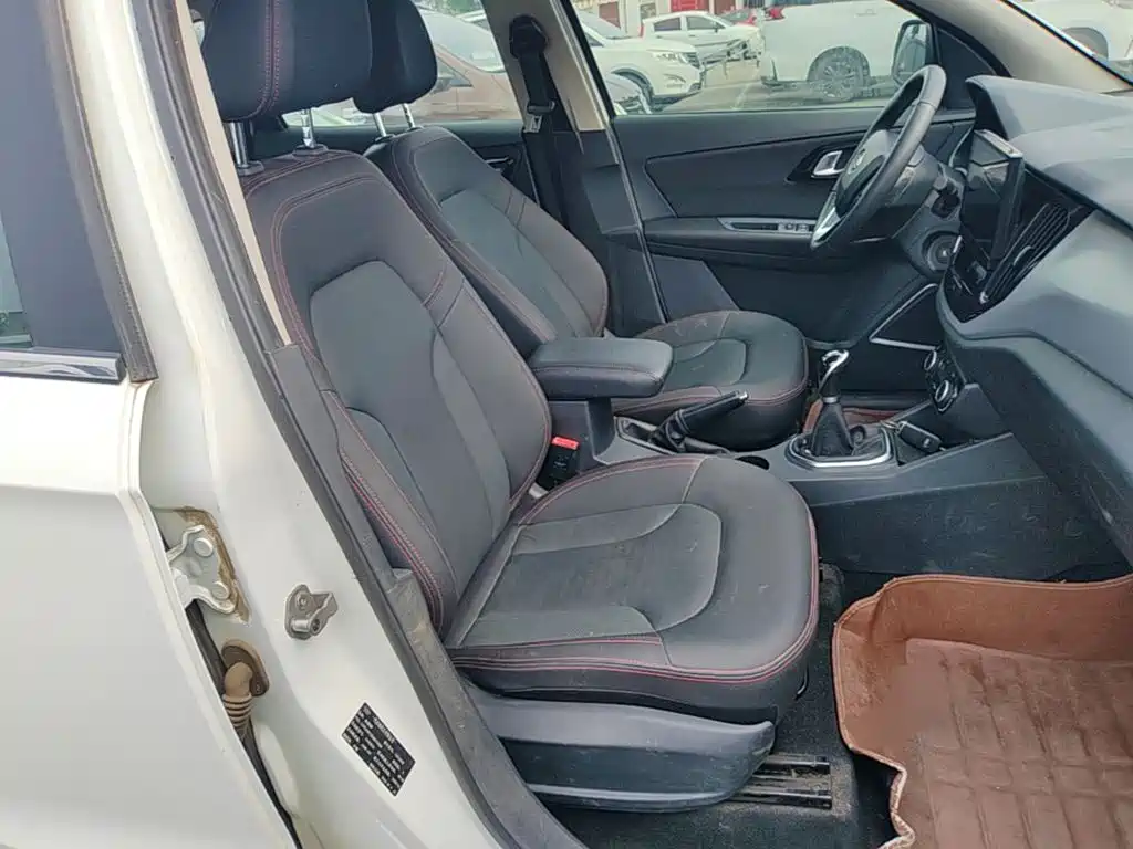FAW Senya R7 2016 2016 1.6L Manual Luxury