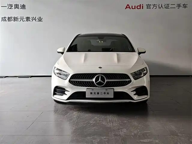 Mercedes-Benz A-Class 2020 A 180 L Sport Sedan — фото 2