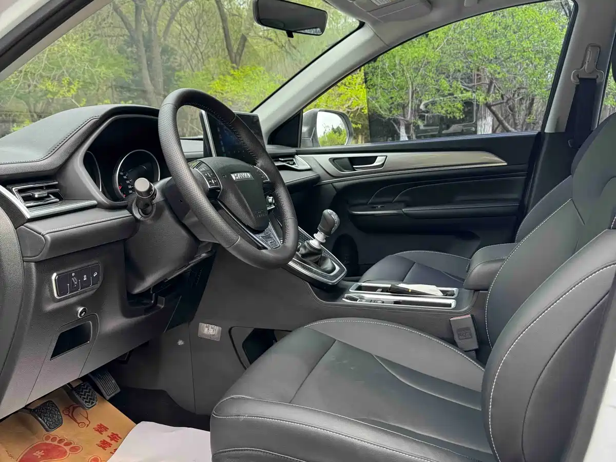 Haval M6 2023 PLUS 1.5T Manual Luxury Smart Connect фото 7
