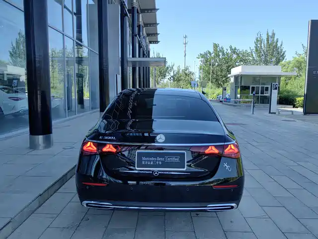 Mercedes-Benz E-Class 2025 E 300 L Luxury — фото 5