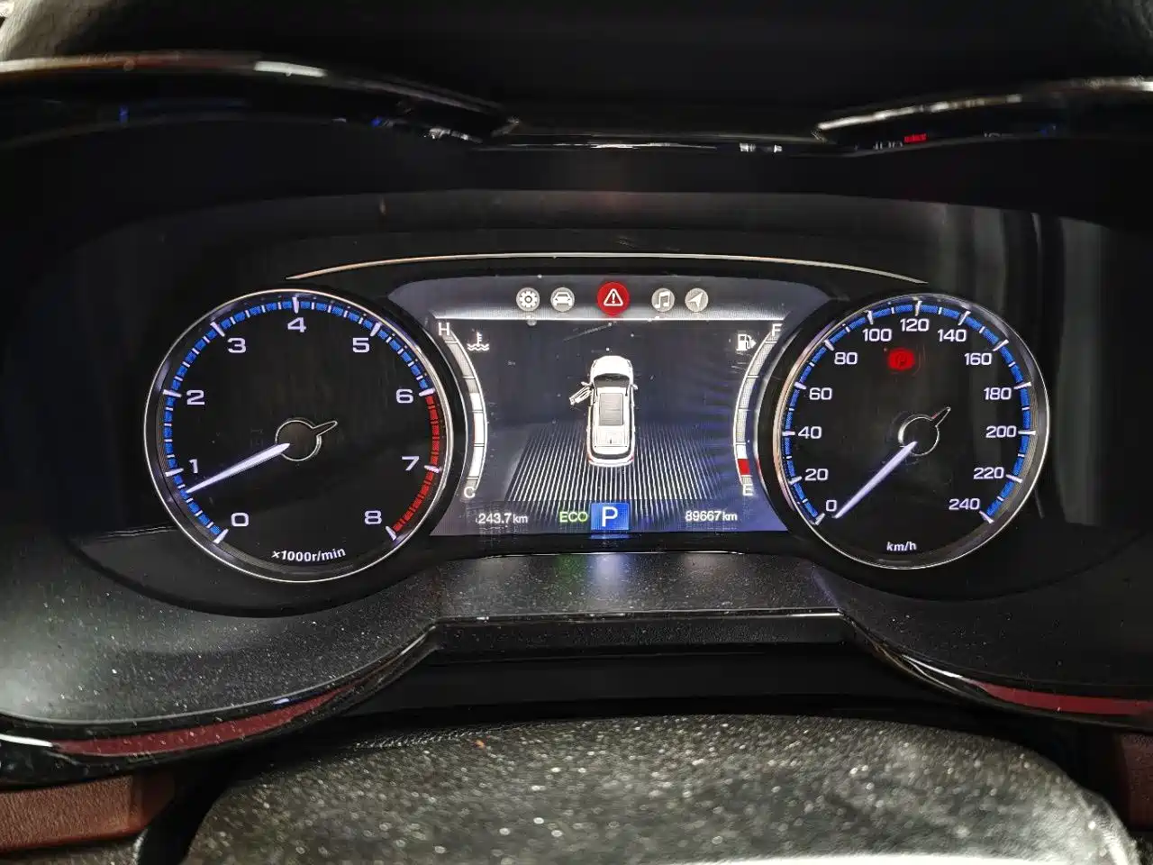 GAC Trumpchi Trumpchi GS8 2017 320T 2WD Luxury Smart Connect (7-seater) фото 16