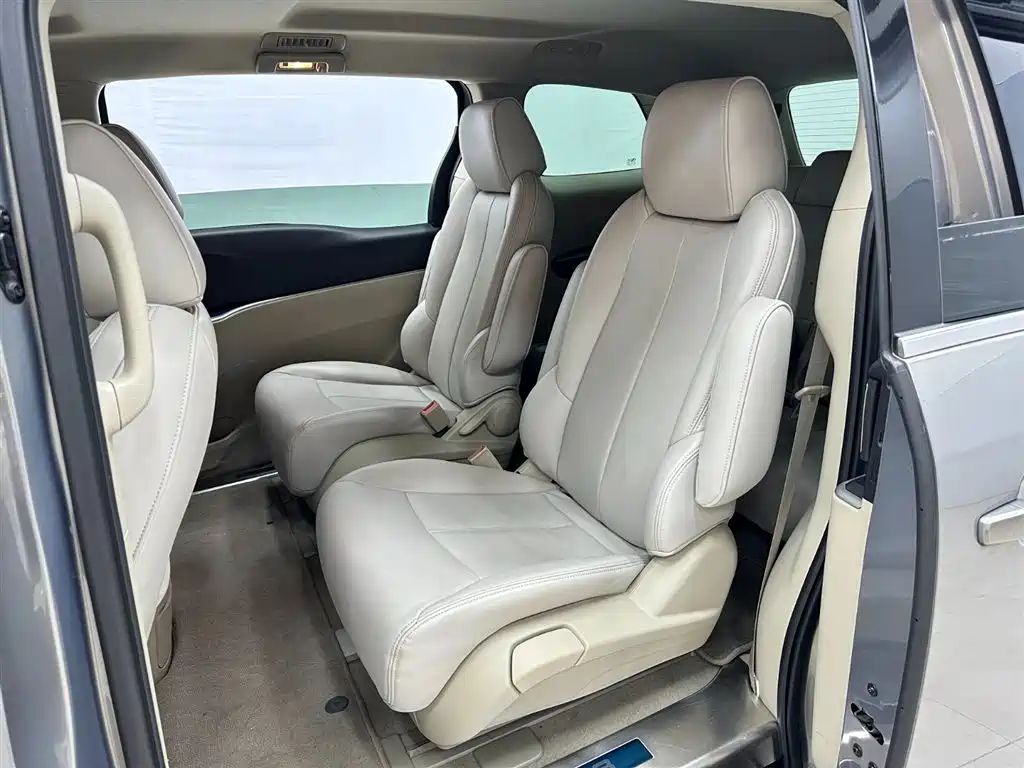Buick GL8 2018 28T Comfort China VI фото 14