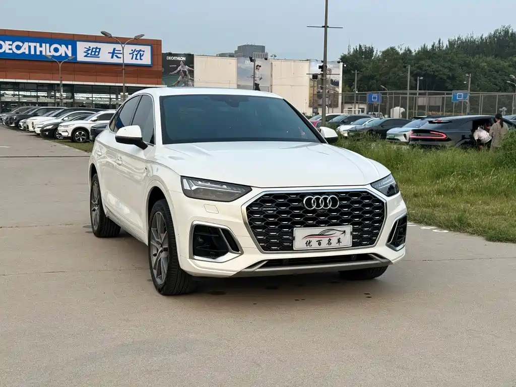 Audi Q5L Sportback 2022 2022 45 TFSI Luxury