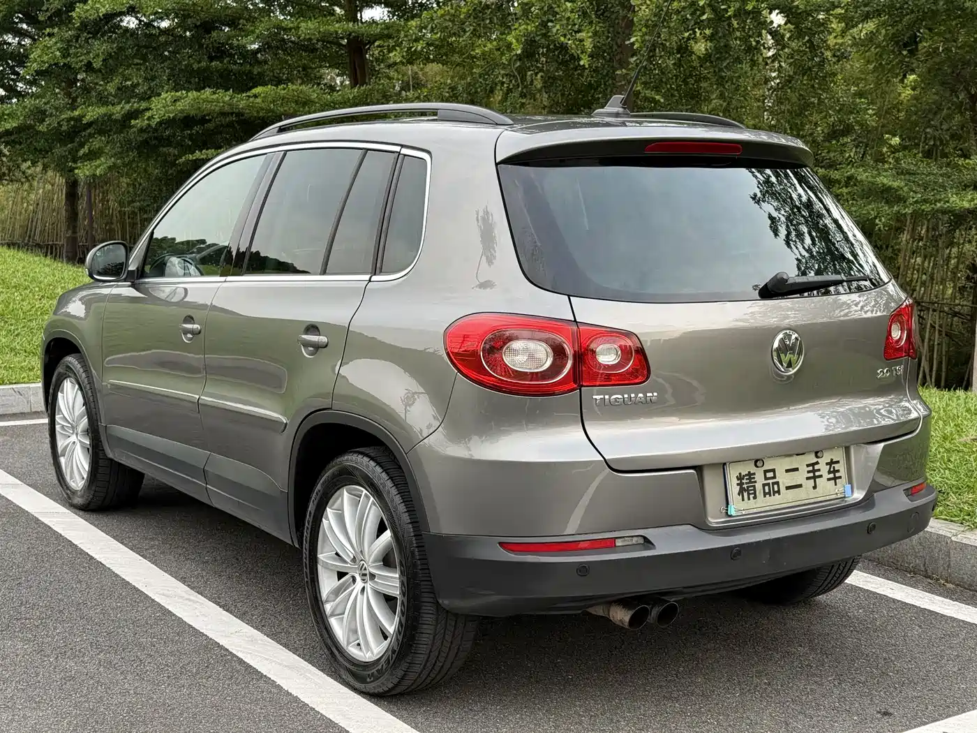 Volkswagen Tiguan 2009 2009 Model 2.0TSI Luxury Edition