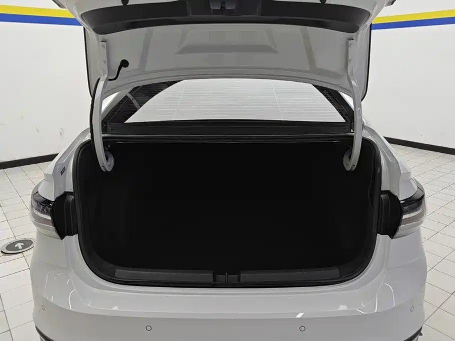 Volkswagen Lavida, миниатюра 4