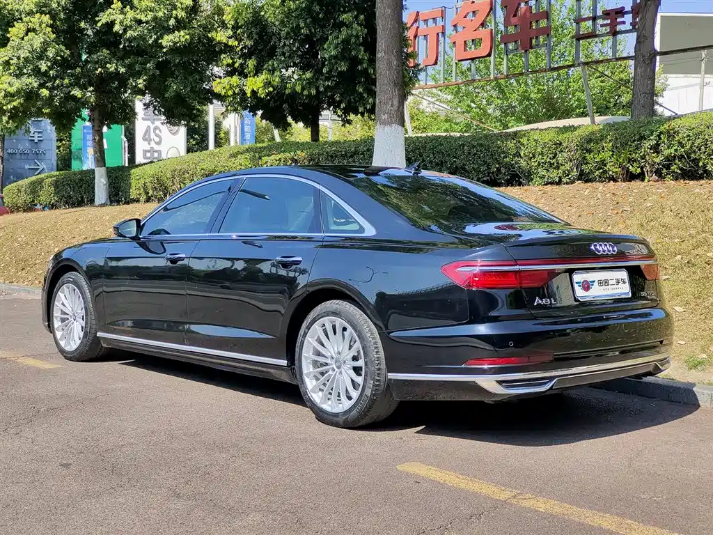 Audi A8 2018 A8L 55 TFSI quattro Launch Elite фото 4