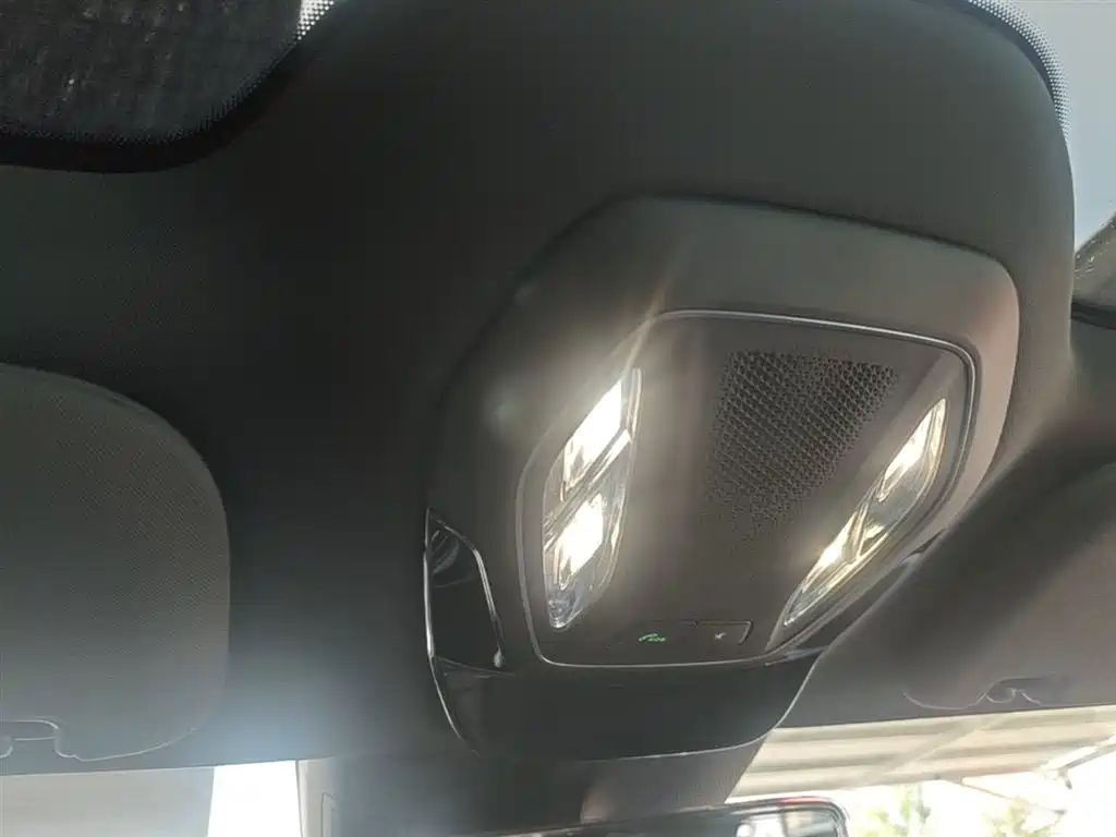 Hongqi Tian Gong 08 2025 680 AWD Smart Selection Edition фото 18
